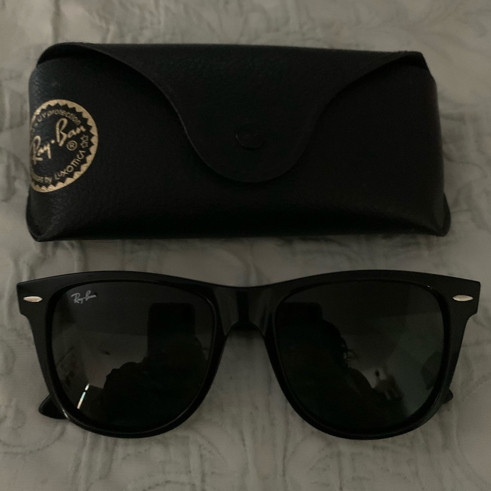 RayBan Wayfarer sunglasses